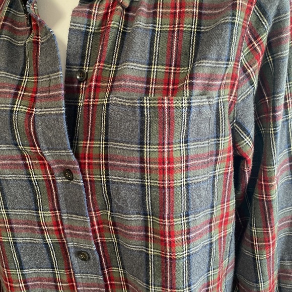 Women's LL Bean Scotch Plaid Flannel Shirt, Relaxed - Picture 4 of 12